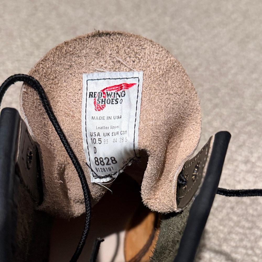 Red Wing 8828 Moc Toe Alpine Portage - Picture 2 of 8